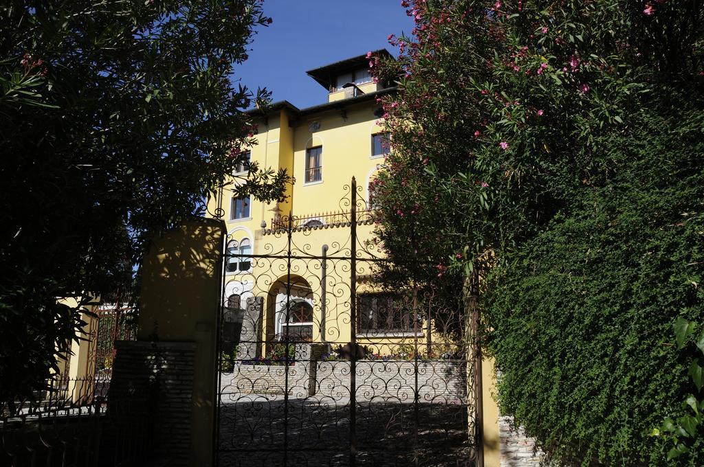 Villa Callas 16 Sirmione Quarto foto
